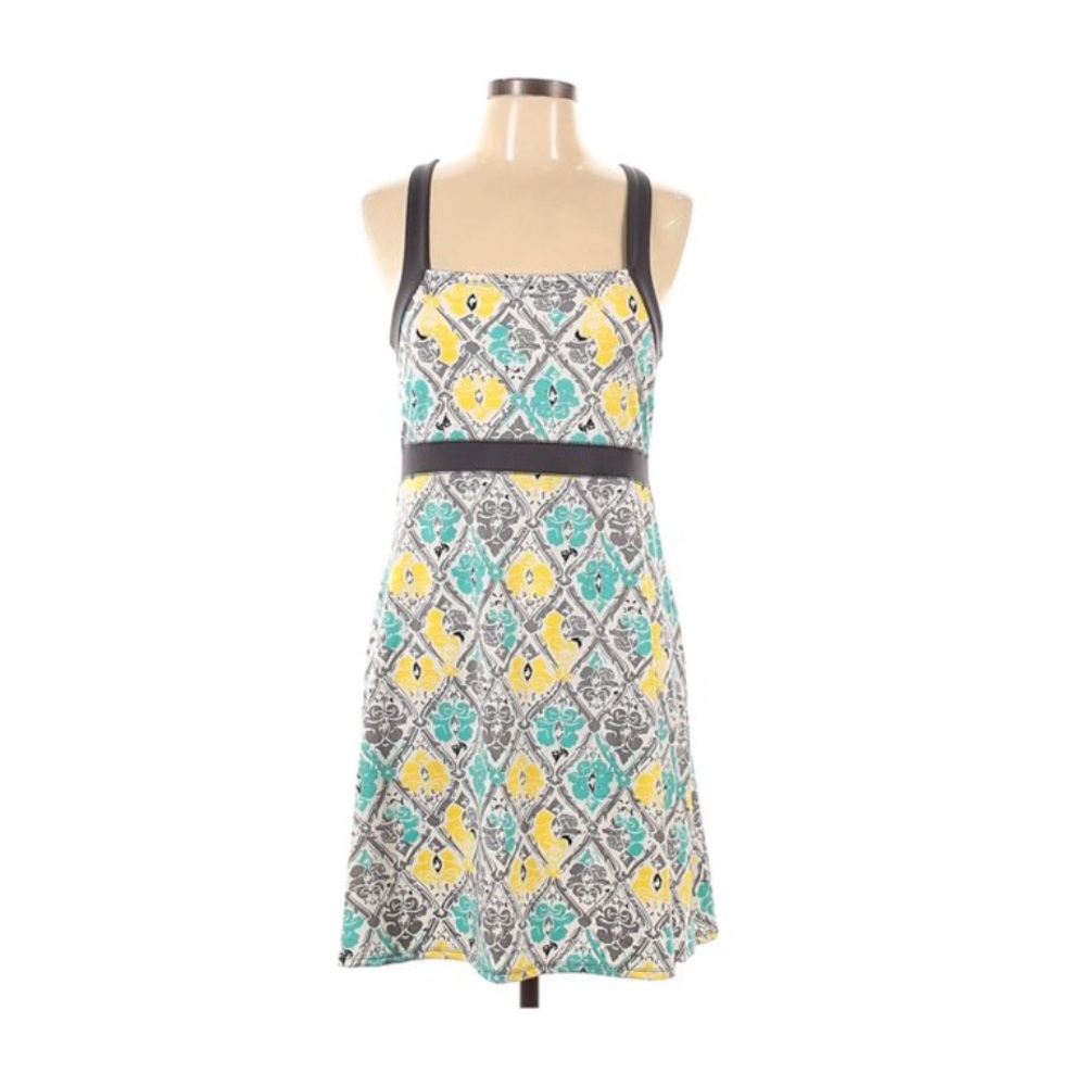 Soy Bu printed crossed back active dress size S